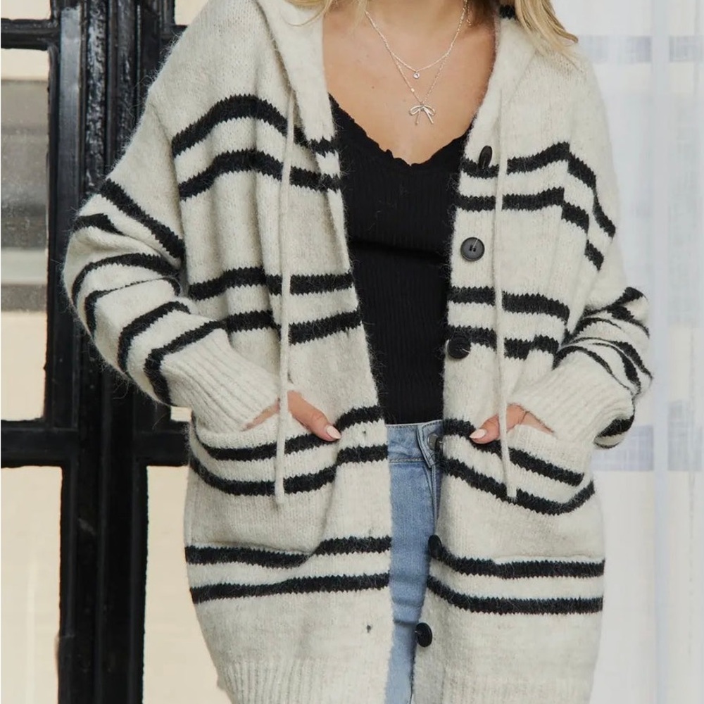 ADORA Bohemian STRIPE SOFT HOODED CARDI BUTTONUP